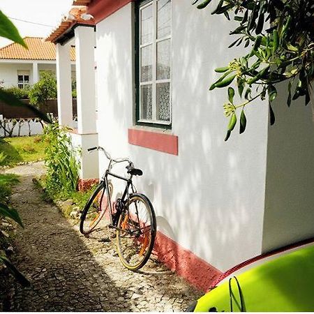 Getwet Surfcamp II Hostel กอสตา ดา กาปาริกา ภายนอก รูปภาพ