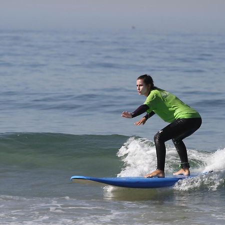 Getwet Surfcamp II Hostel กอสตา ดา กาปาริกา ภายนอก รูปภาพ